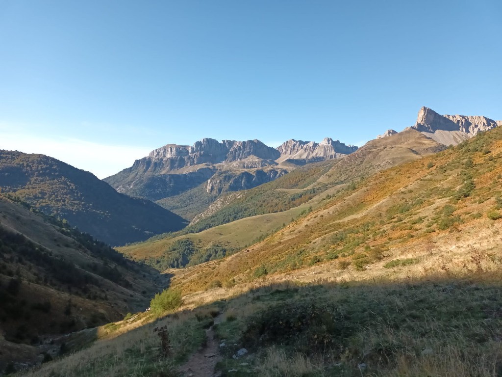 Barranco de las Foyas, Ibón de Acherito