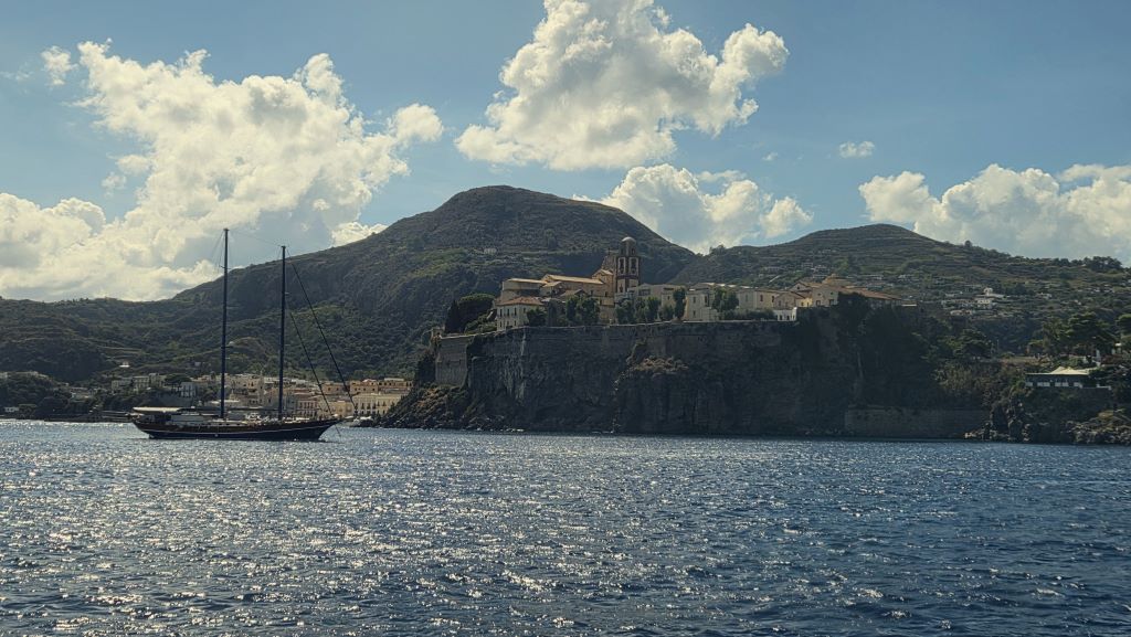 Islas Eolias, Sicilia