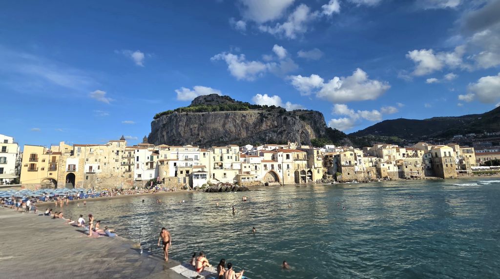 Cefalú, Sicilia