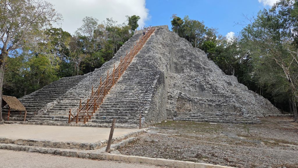 Ruta maya: Cobá