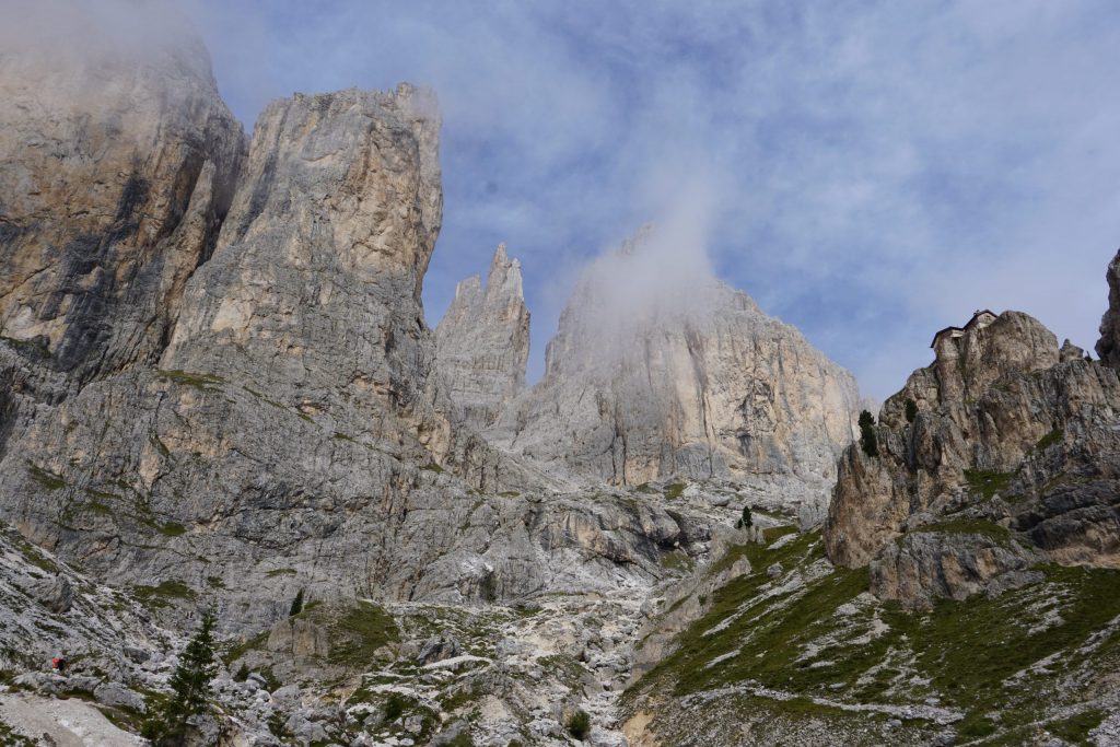 Refugio Preuss en las Vajolet Towers