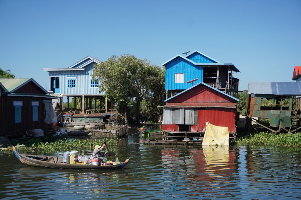 Aldeas flotantes en el Tonle Sap, Camboya
