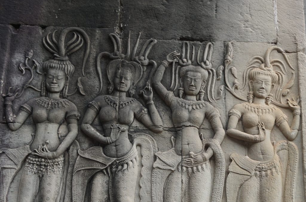 Devatas Angkor Wat