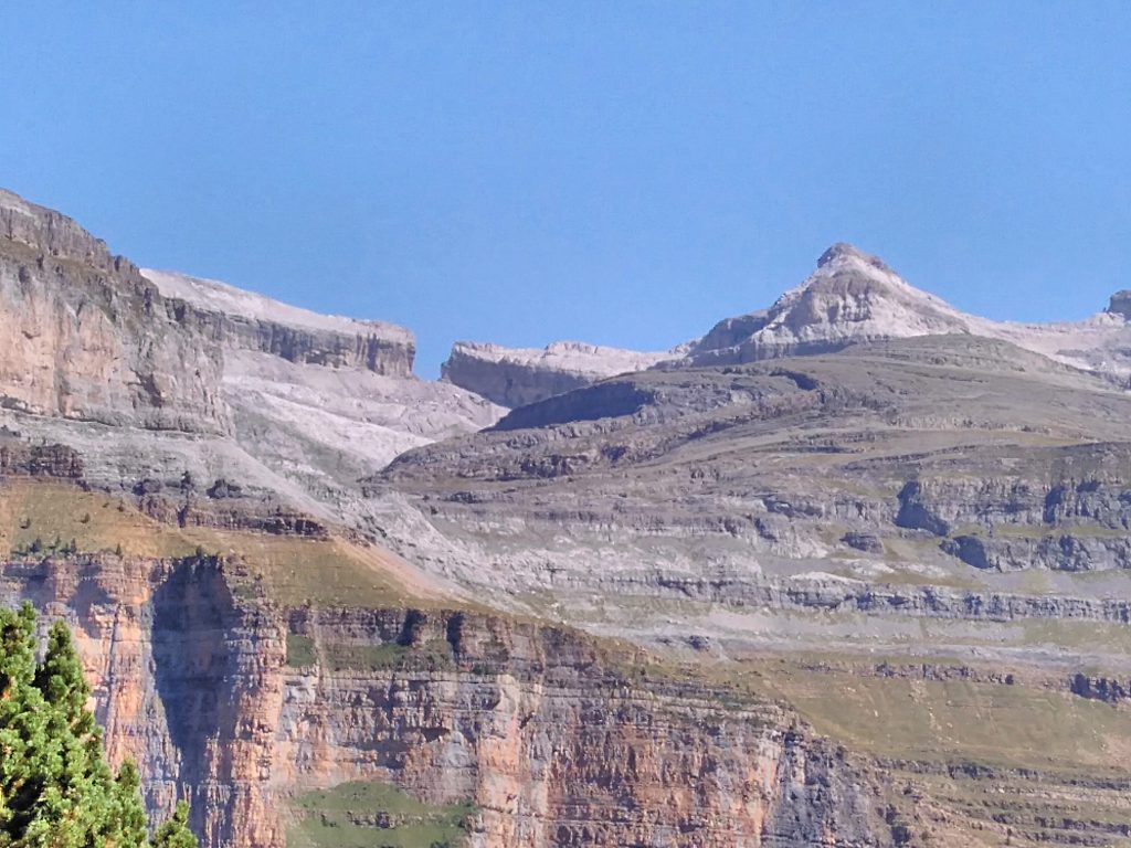 Parque Nacional de Ordesa y Monte Perdido, Brecha de Rolando desde la Faja Pelay, Cañón de Ordesa