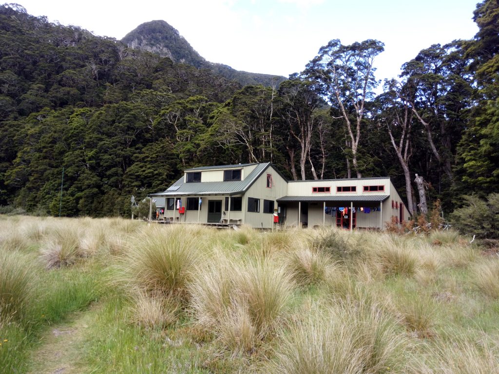 Iris Burn Hut, Kepler Track